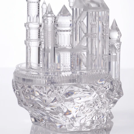 Close-up of a transparent castle printed with High Transparency Resin