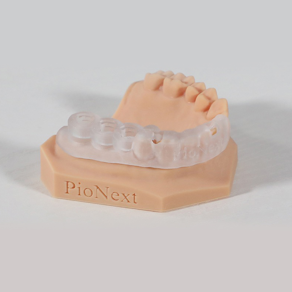Surgical Guide Resin application 1
