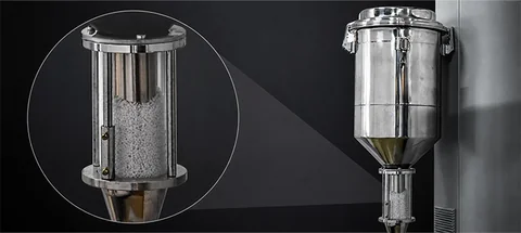 G12 pellet hopper with a transparent material-level viewing section