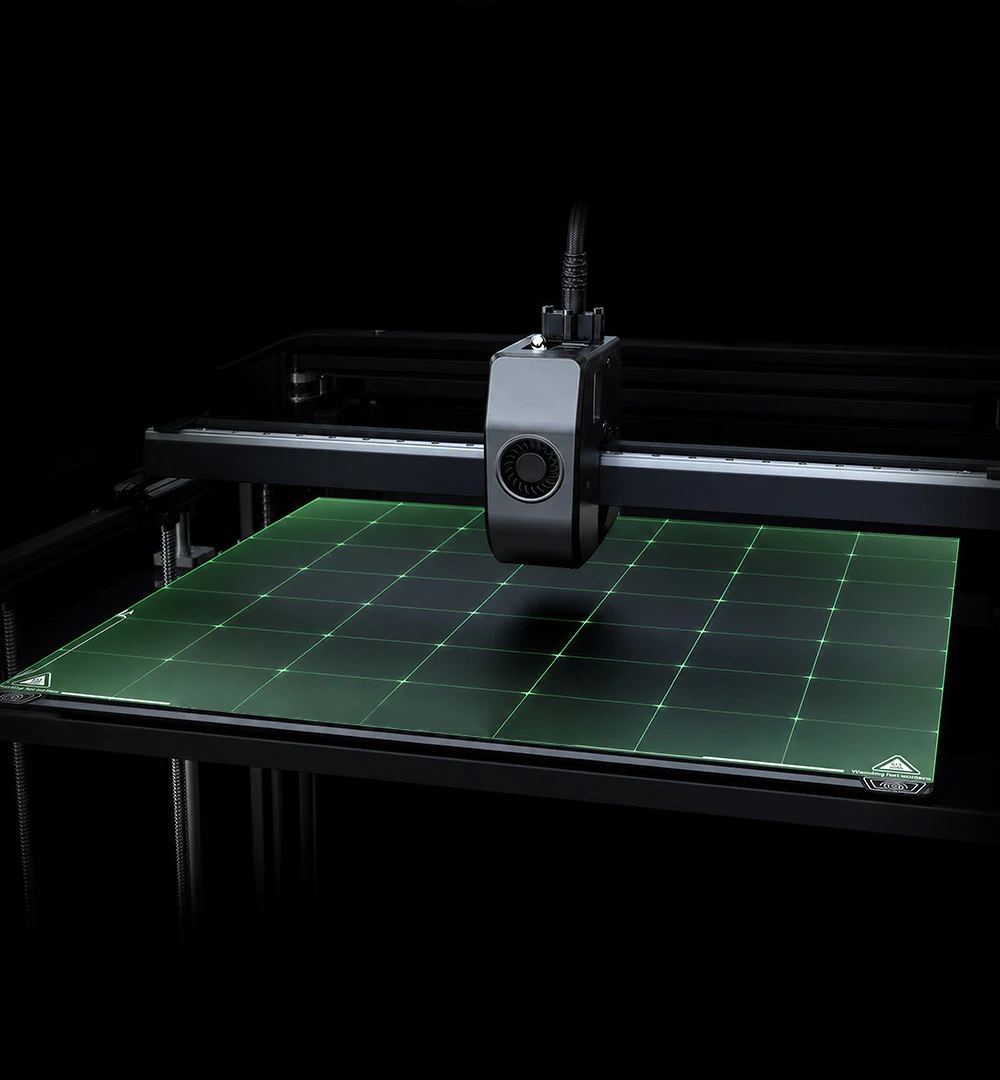 MP01 print head above a gridded build platform